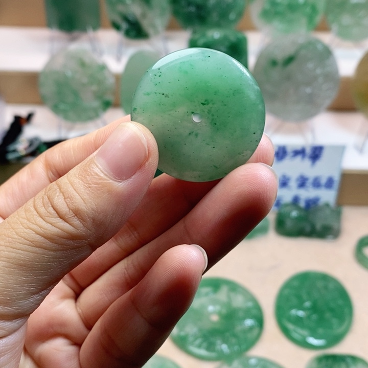 未镶嵌石英质玉珠宝奇石非洲翠