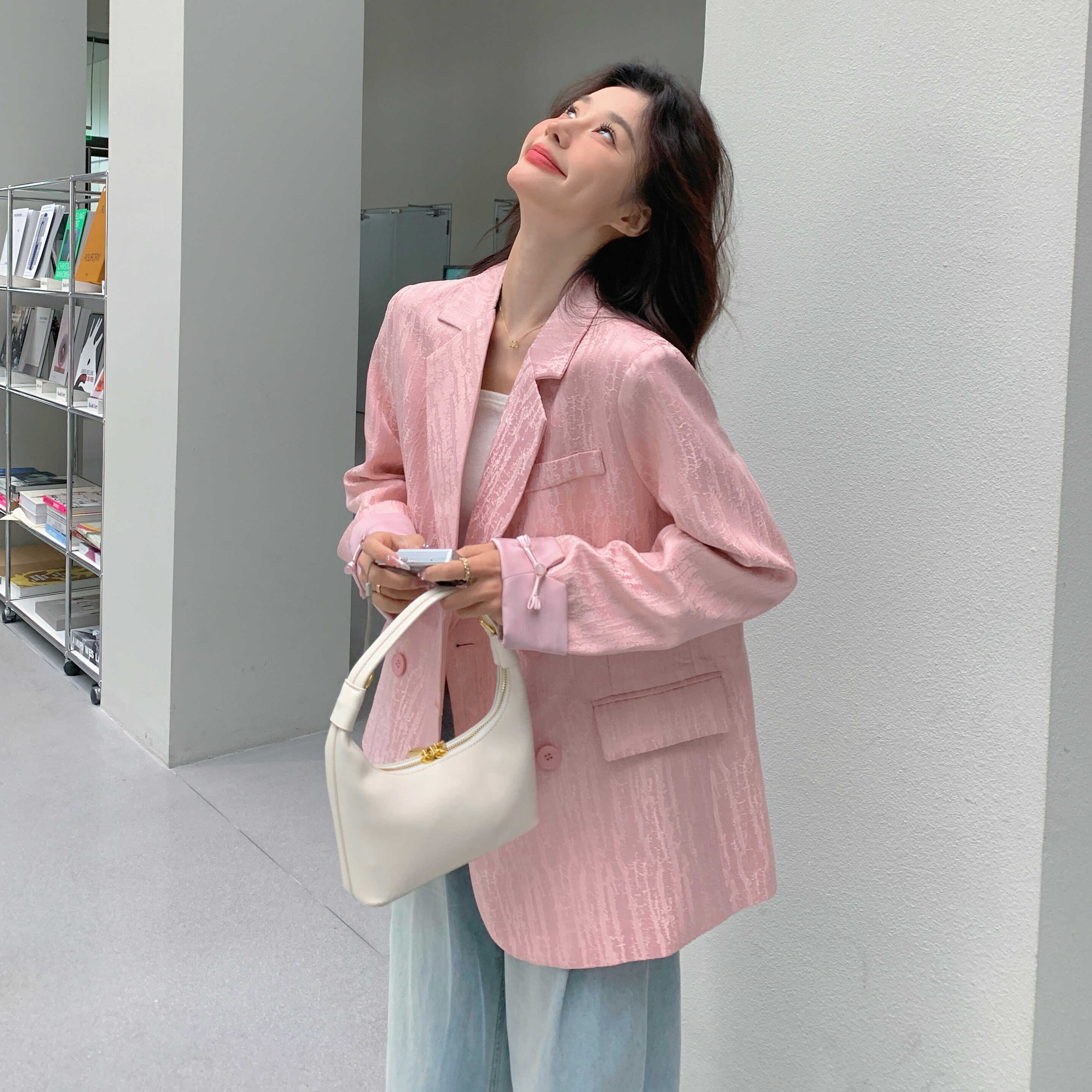 粉色超好看独特设计感西装外套女2025春秋新款高级甜美减龄小西服