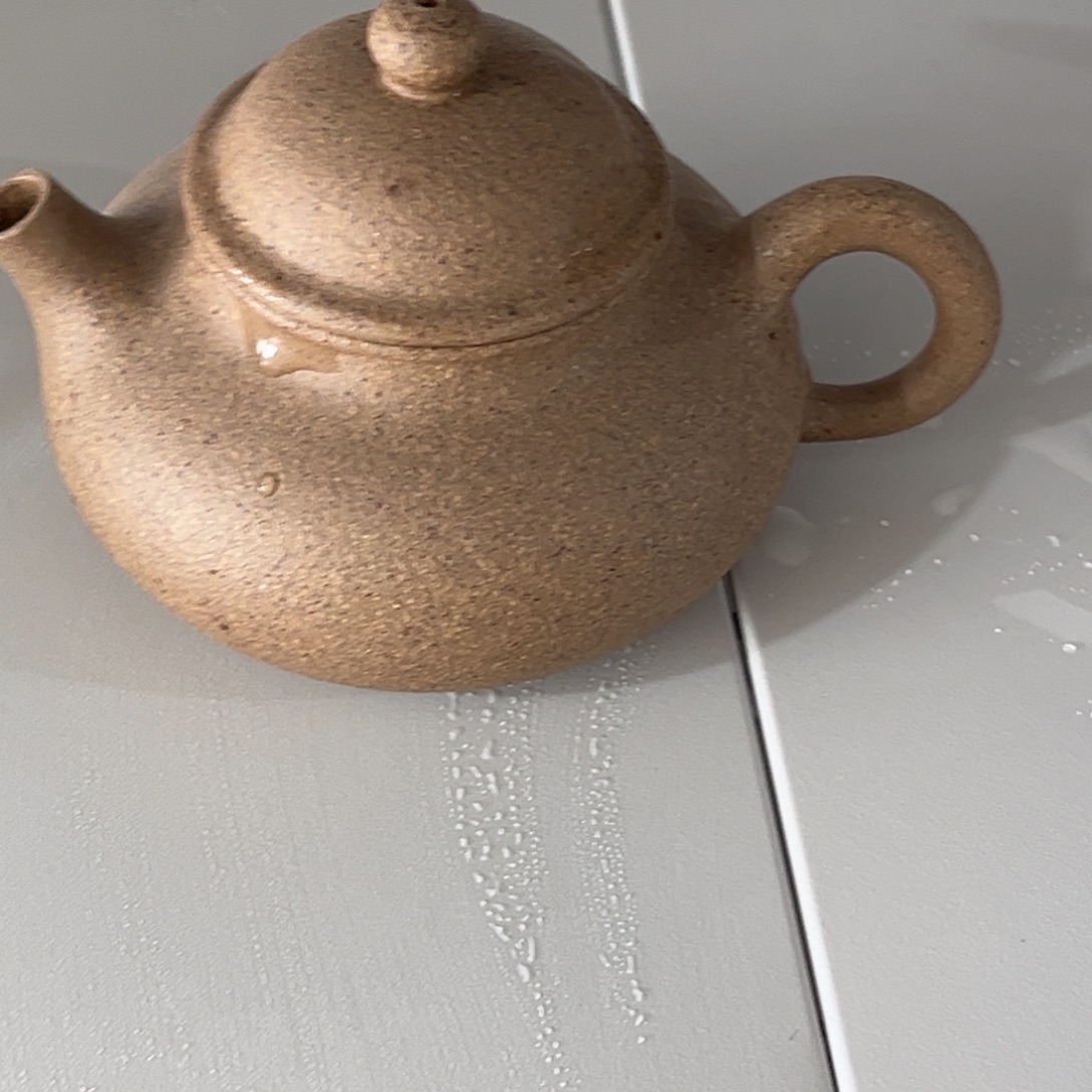 紫砂茶壶紫砂………………………………