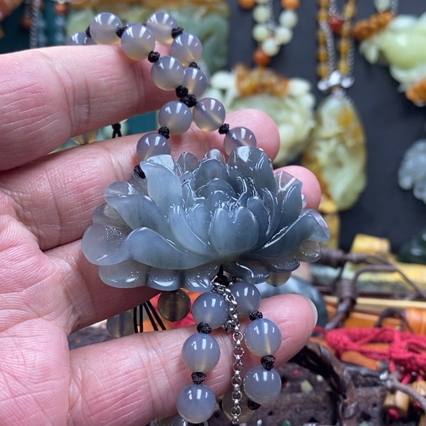 【闪购商品】蛇纹石玉手牌未镶嵌