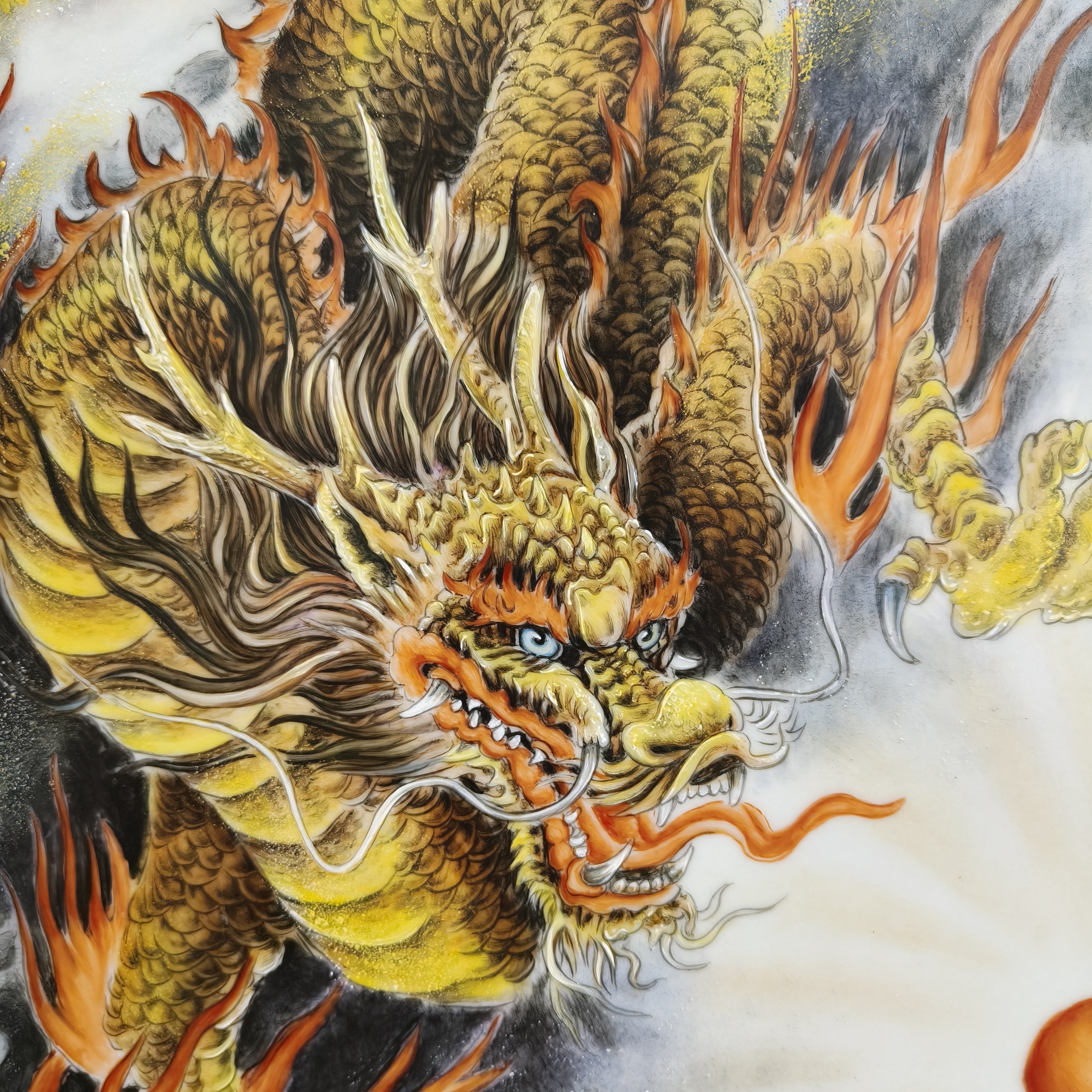 重工龙纹瓷板画，纯手绘
