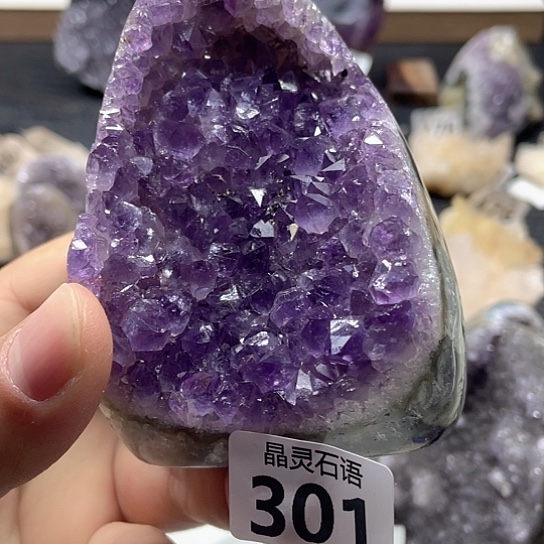 未镶嵌大型摆件（非配饰）水晶