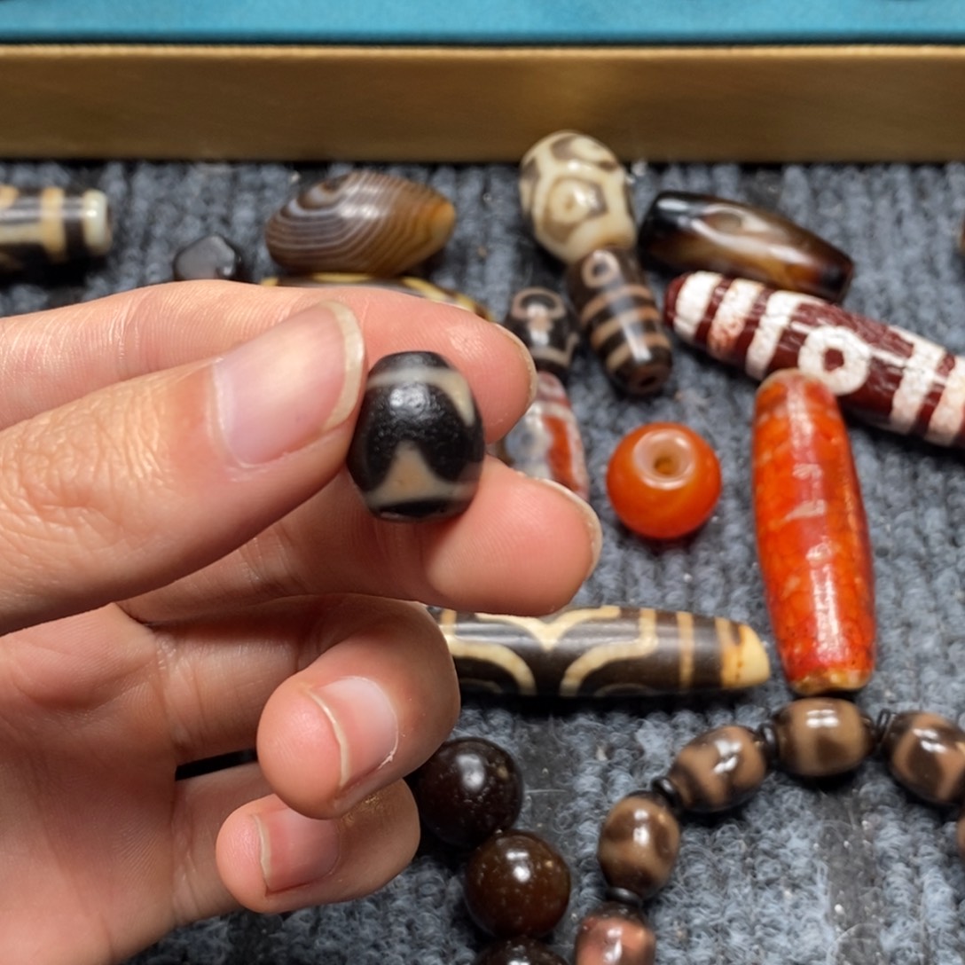 玛瑙/玉髓颈饰未镶嵌王*玩