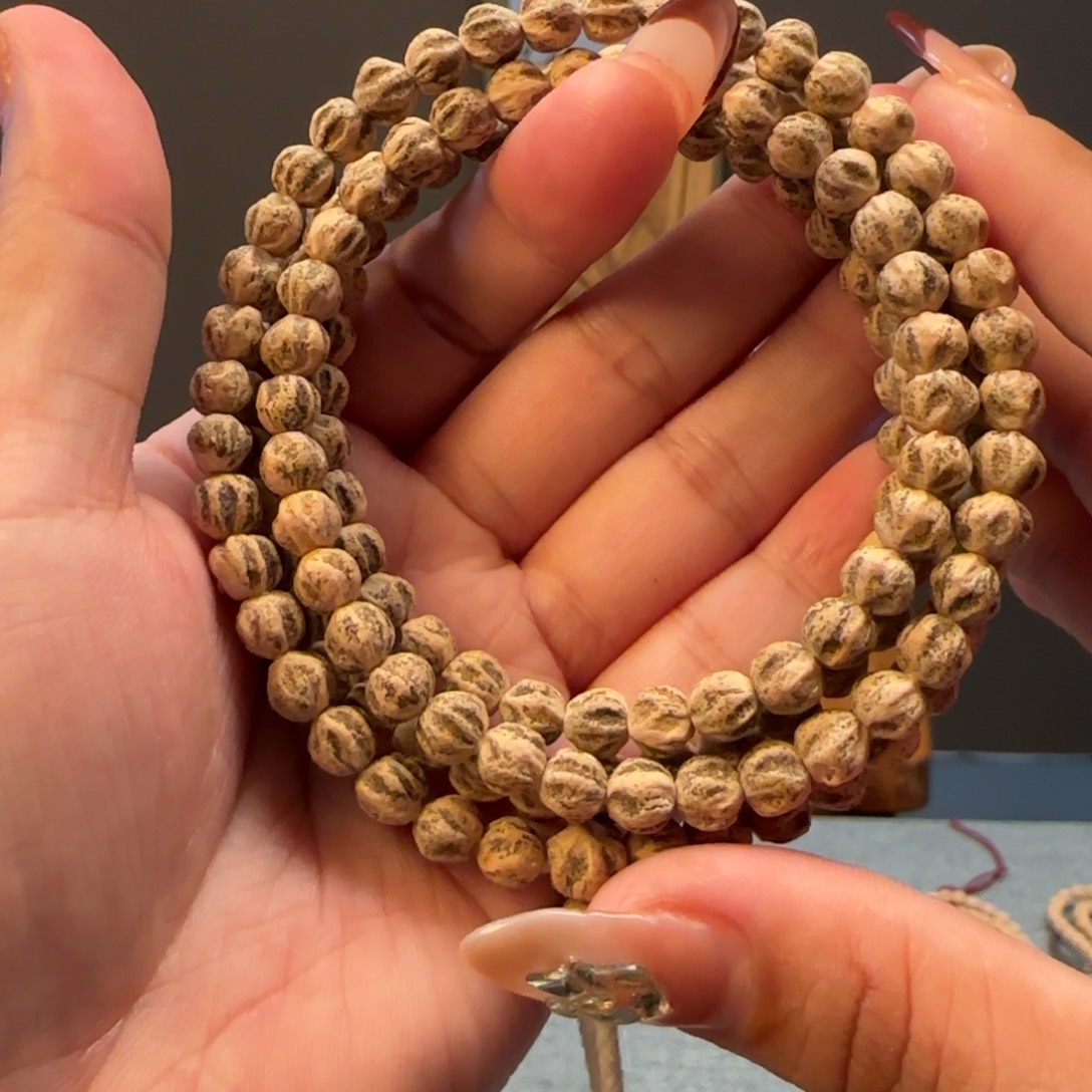 柏香籽/百香籽手串莲皇6➕