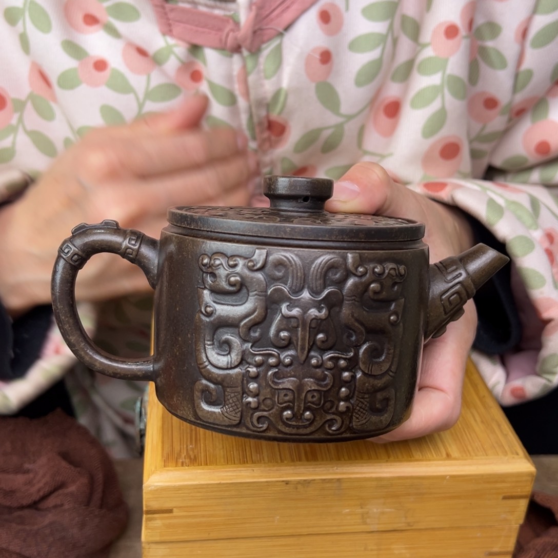 紫砂茶壶宜兴紫砂艺术