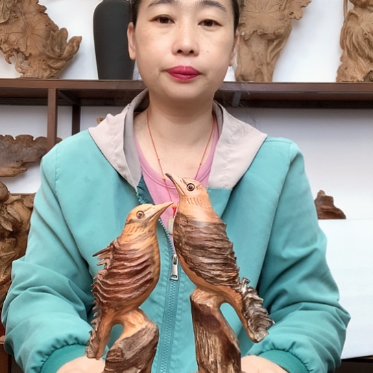 昨***现木琥珀木小鸟摆件