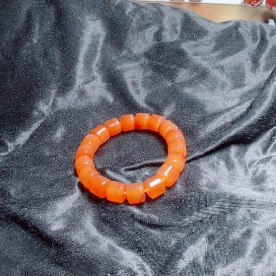 玛瑙/玉髓手链未镶嵌阿*?