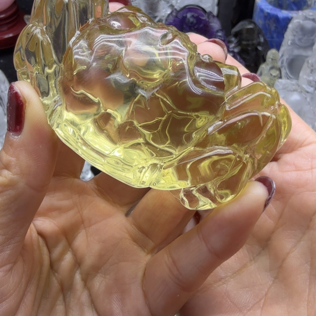 杨***焱珠宝半成品未镶嵌水晶