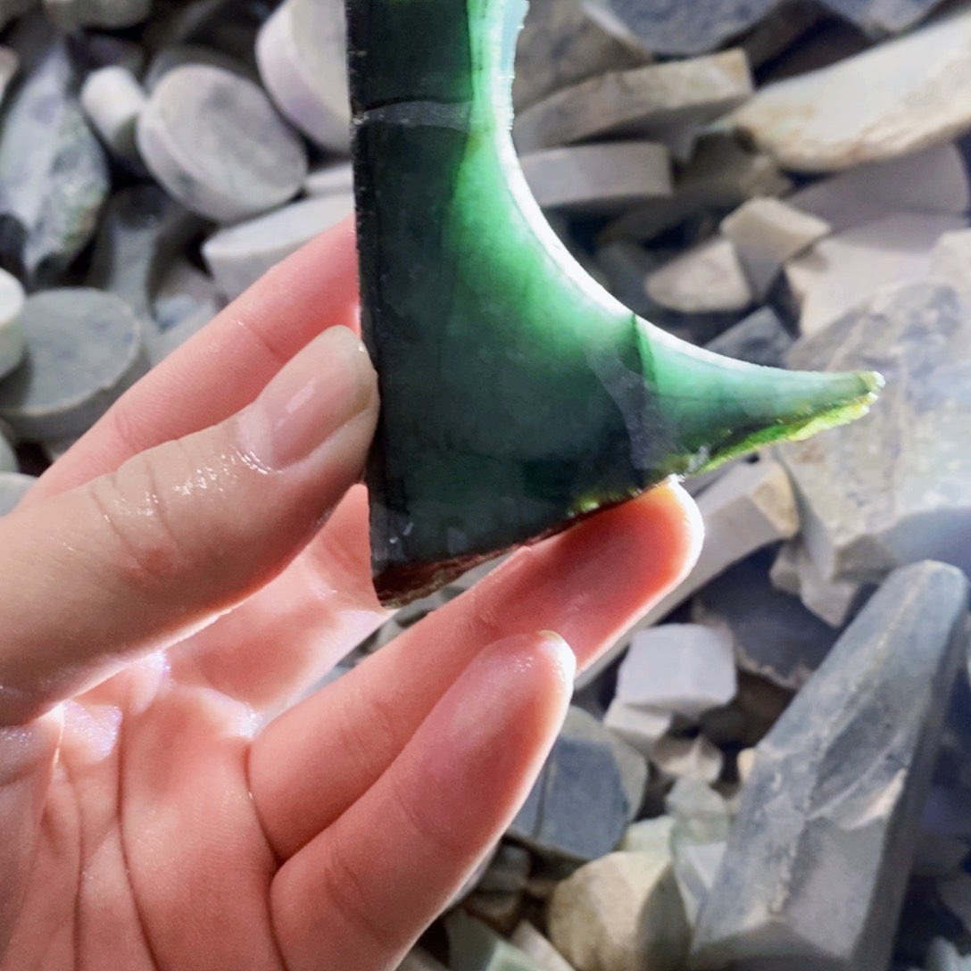 翡翠未镶嵌颈饰天然翡翠