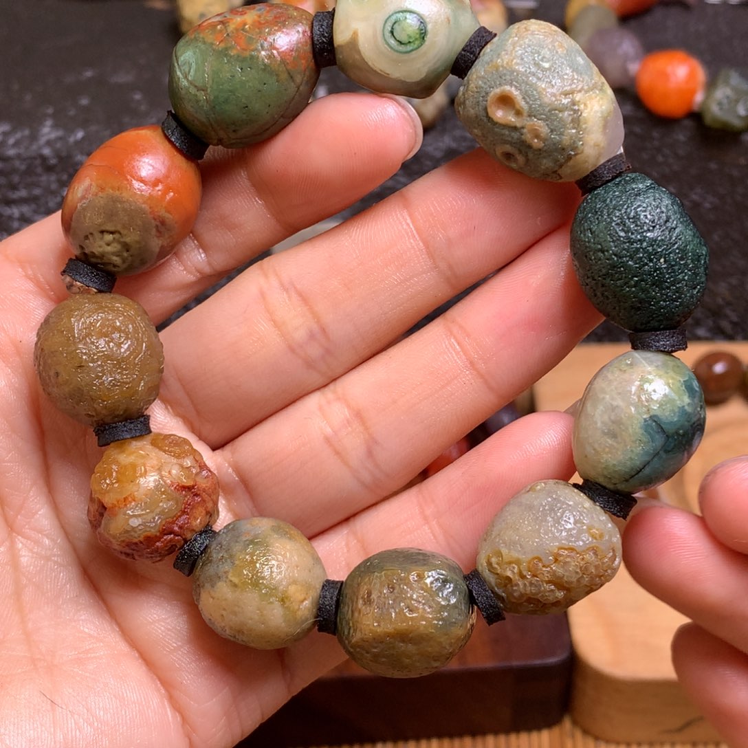 未镶嵌玛瑙/玉髓珠宝半成品