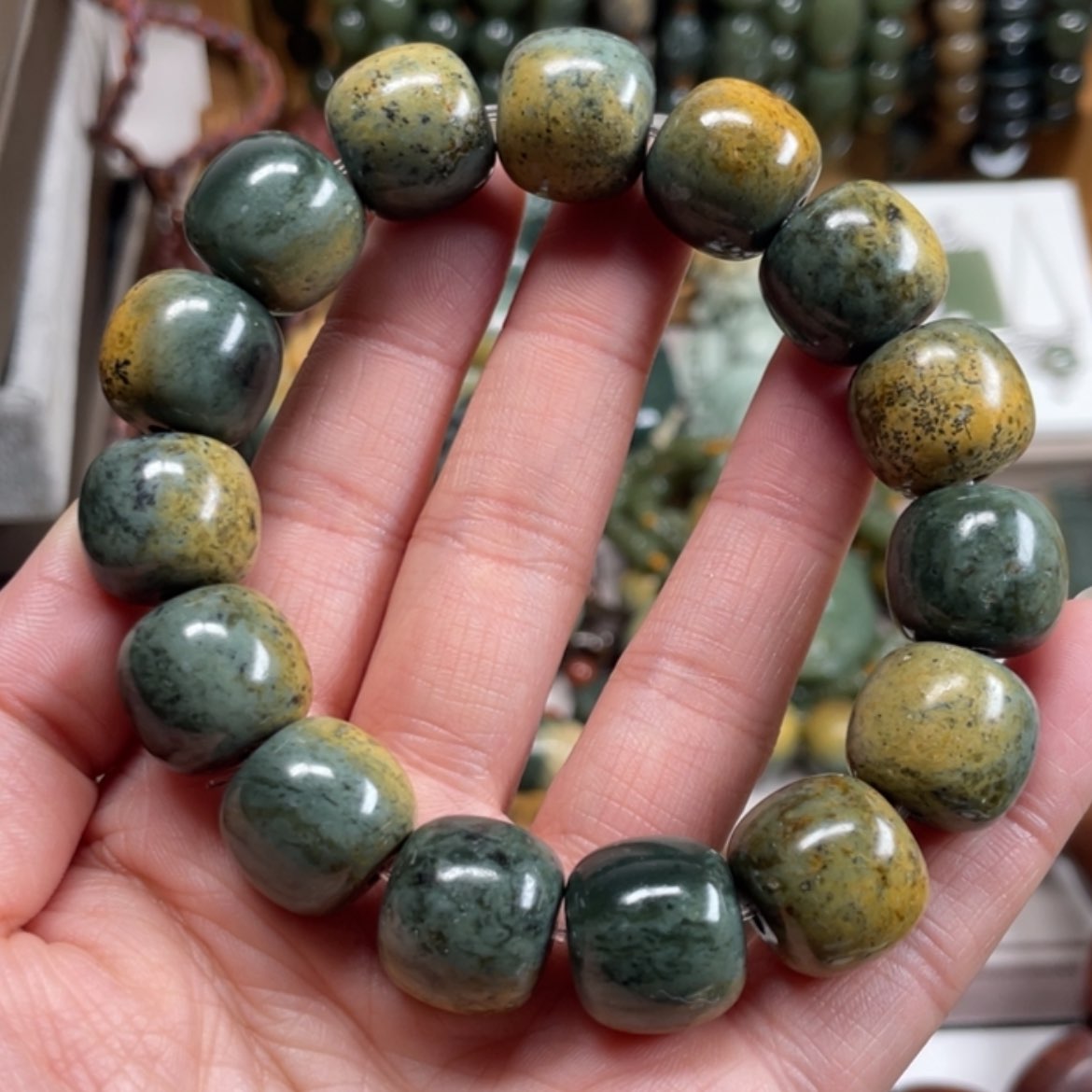 【闪购商品】岫岩河磨玉（透闪石质玉）手链未镶嵌