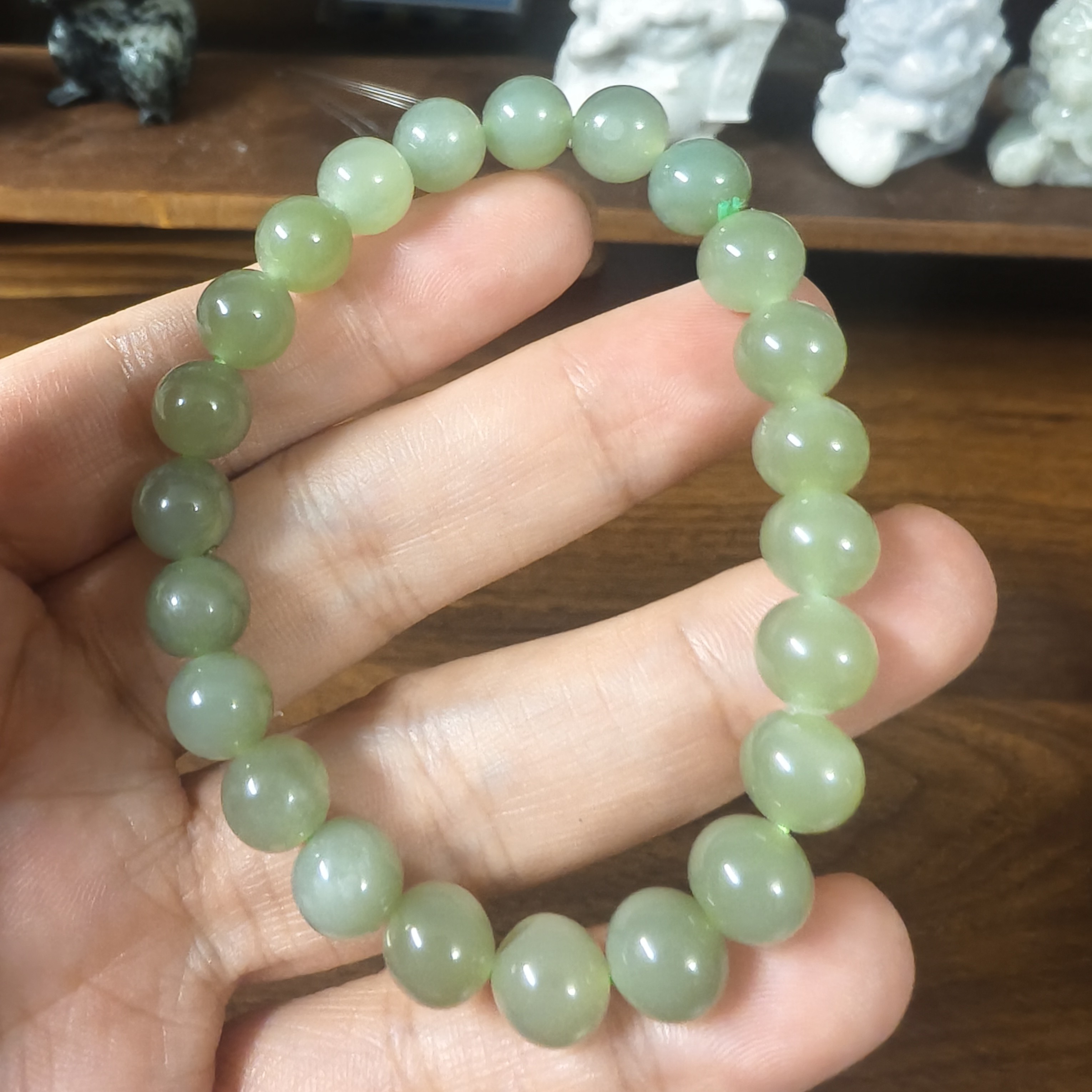 天然和田玉清水手串卡8左右送证书默认瑕疵
