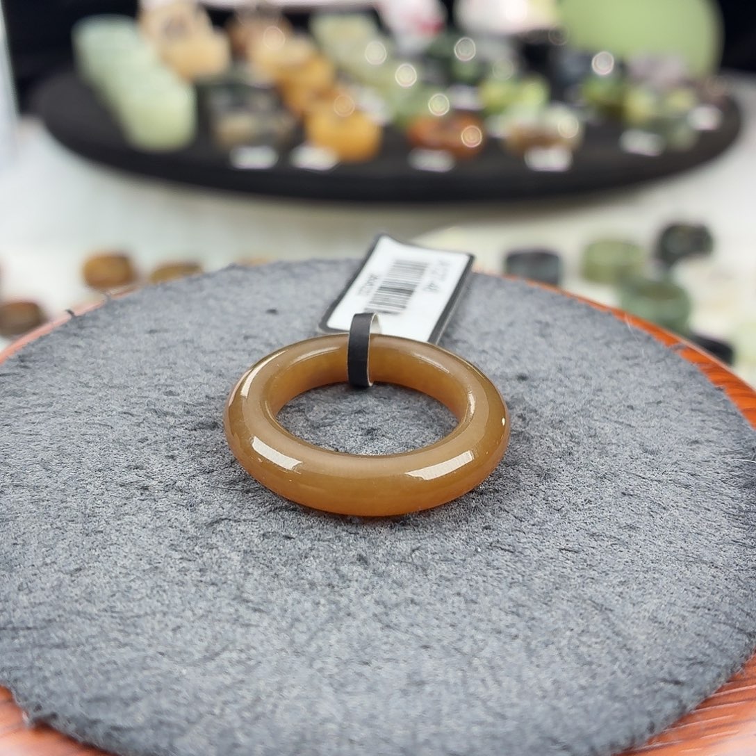 和田玉未镶嵌戒指b14糖泥鳅背17.4