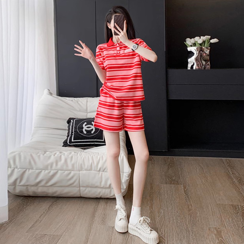 网红红色条纹休闲运动套装女夏时尚宽松洋气POLO领短袖短裤两件套
