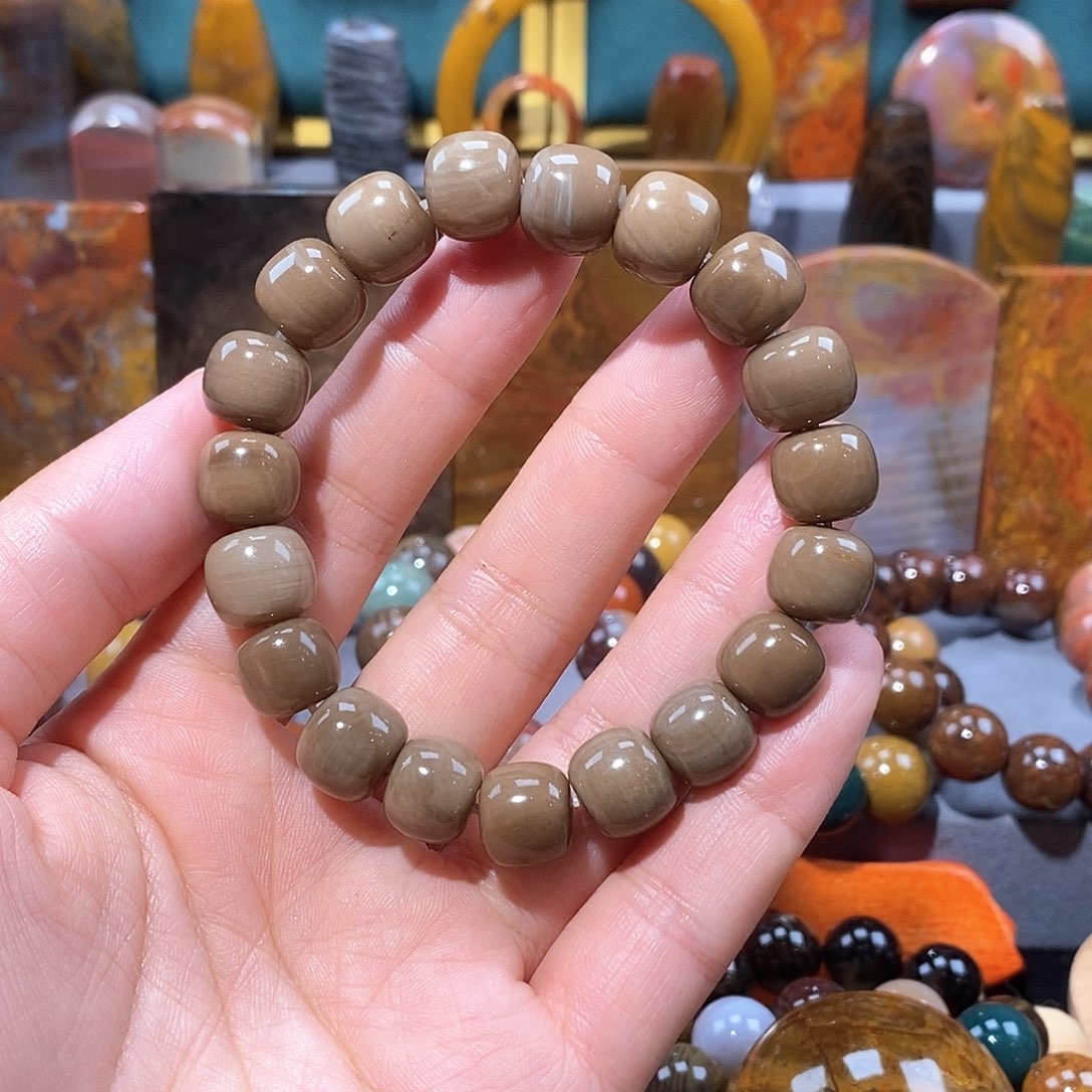 硅化玉天然北票硅化玉手串未镶嵌不**之