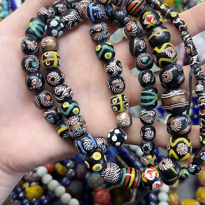 颈饰琉璃琉璃琉璃彩绘55一条