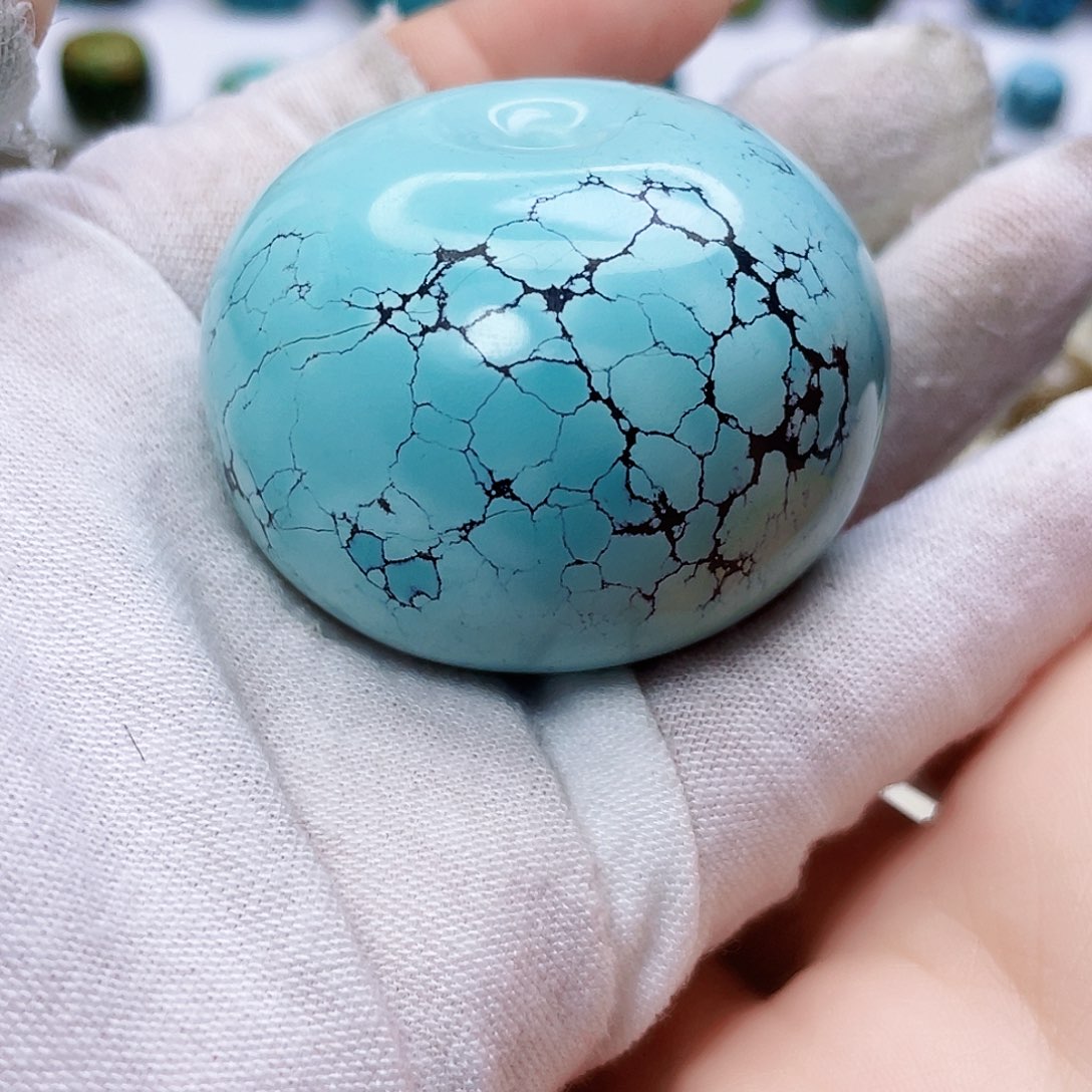 绿松石未镶嵌饰品