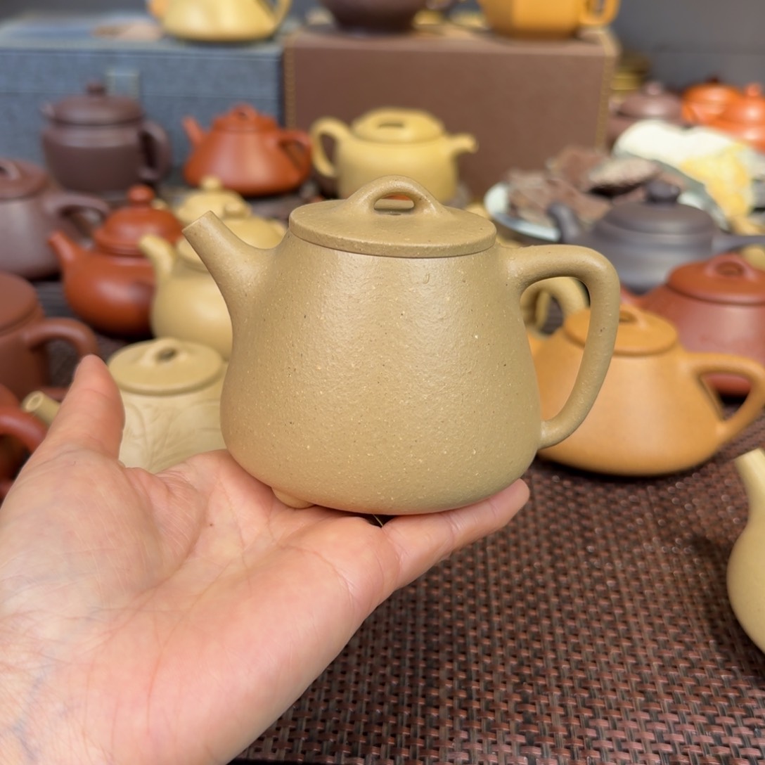 本山绿泥茶壶梨皮200毫升左右