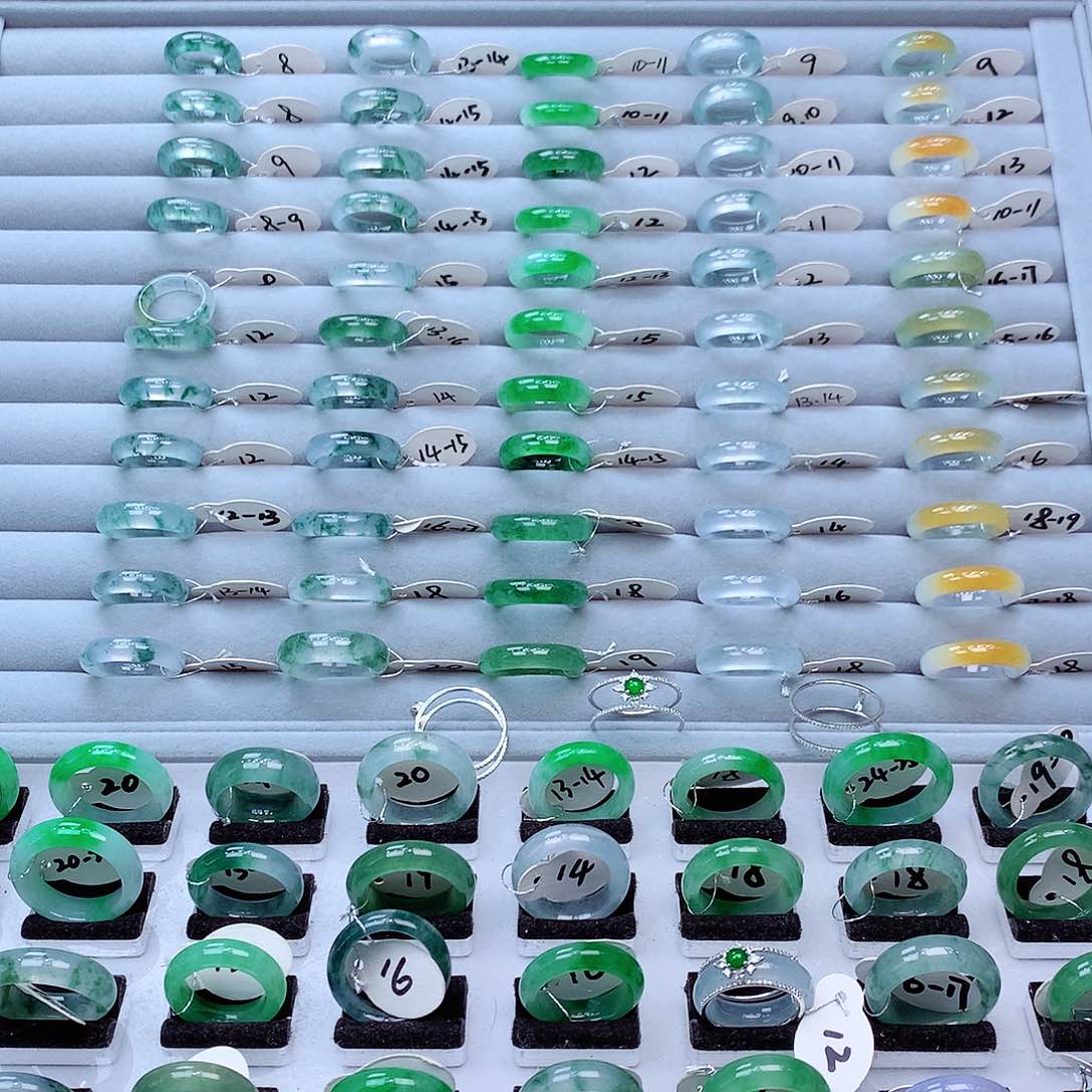 翡翠戒指未镶嵌翡翠