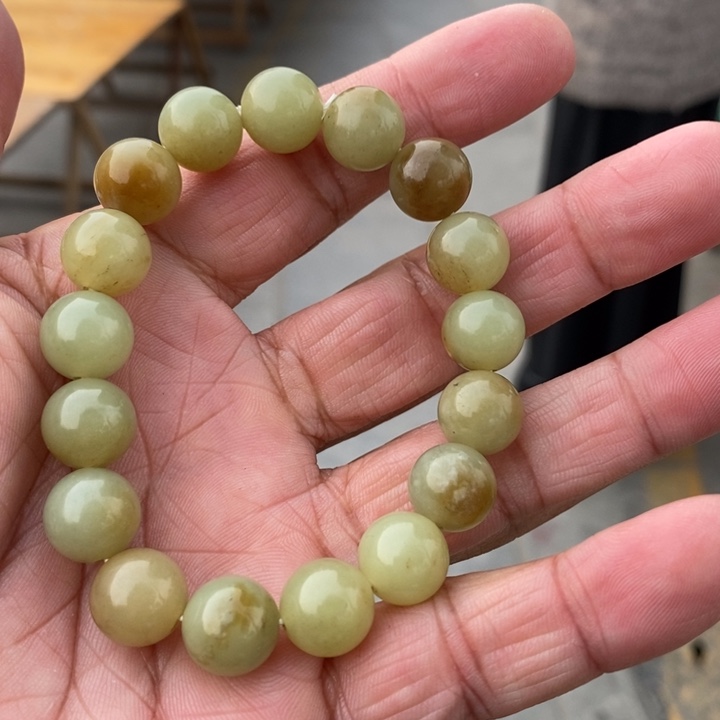 和田玉（糖玉）未镶嵌手链