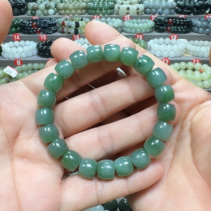 未镶嵌手链和田玉（碧玉）直切卡10