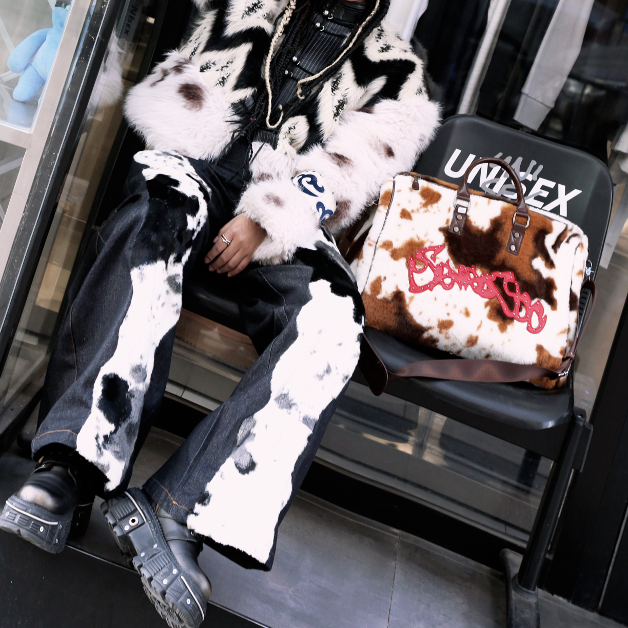 毛毛拼接牛仔裤 男女同款  加长款