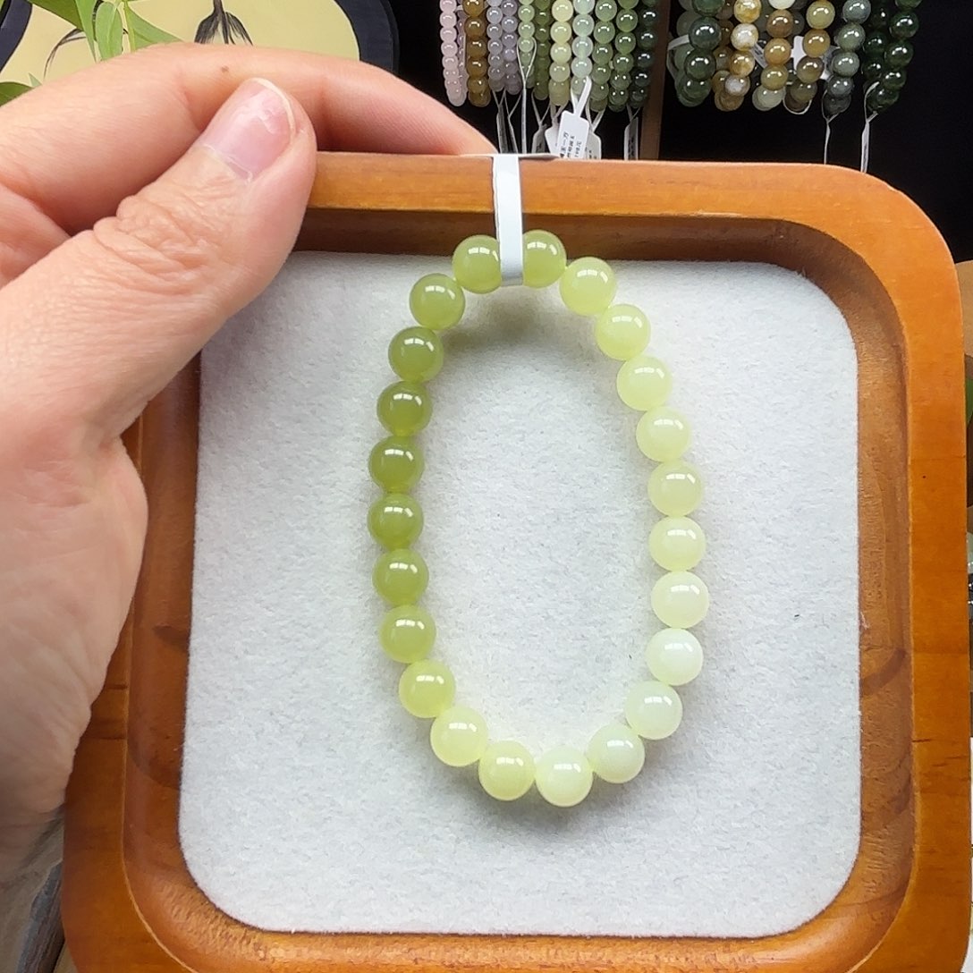 我***≦和田玉未镶嵌手链