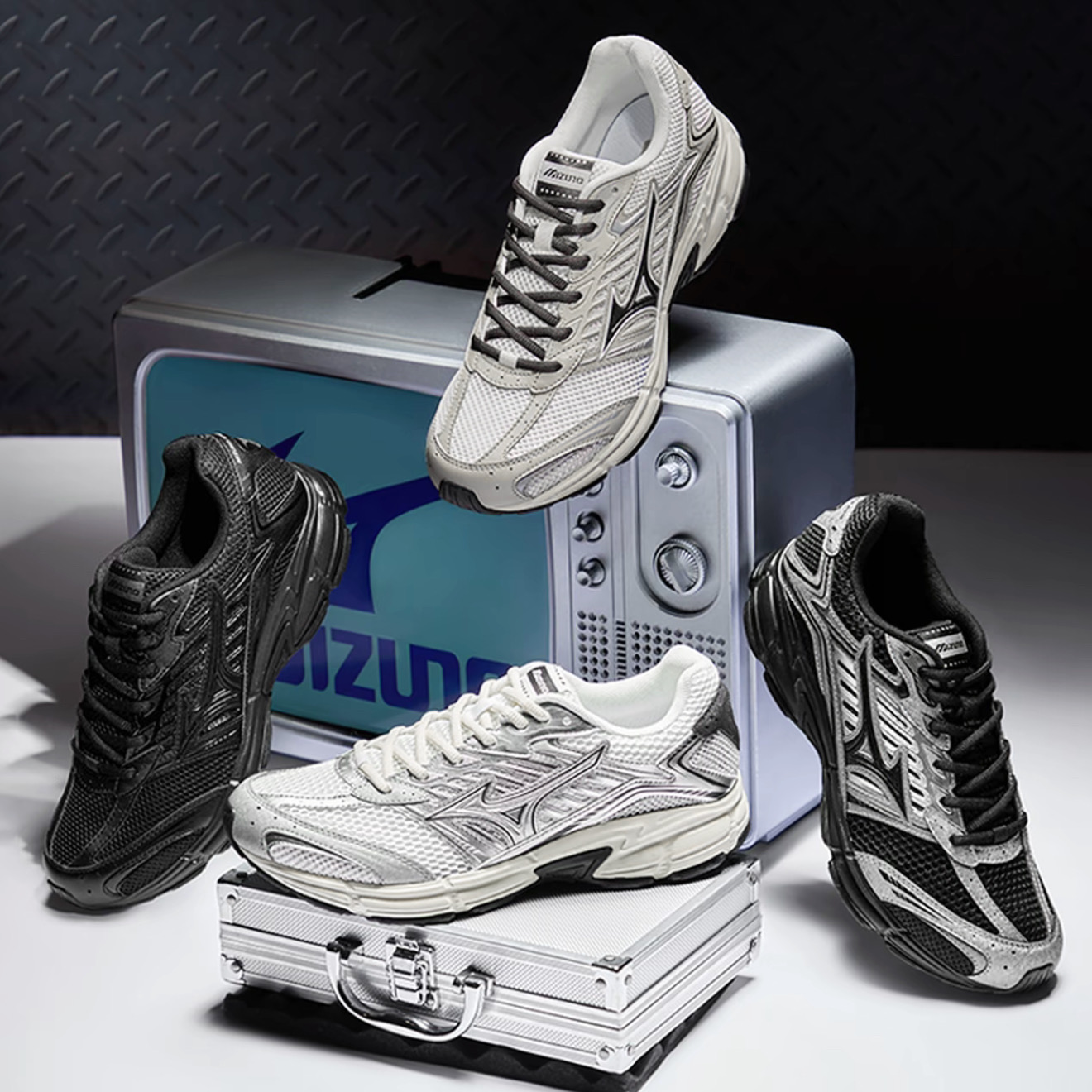 Mizuno/美津浓跑者美学复古经典薄底网面透气休闲鞋 speed 2010