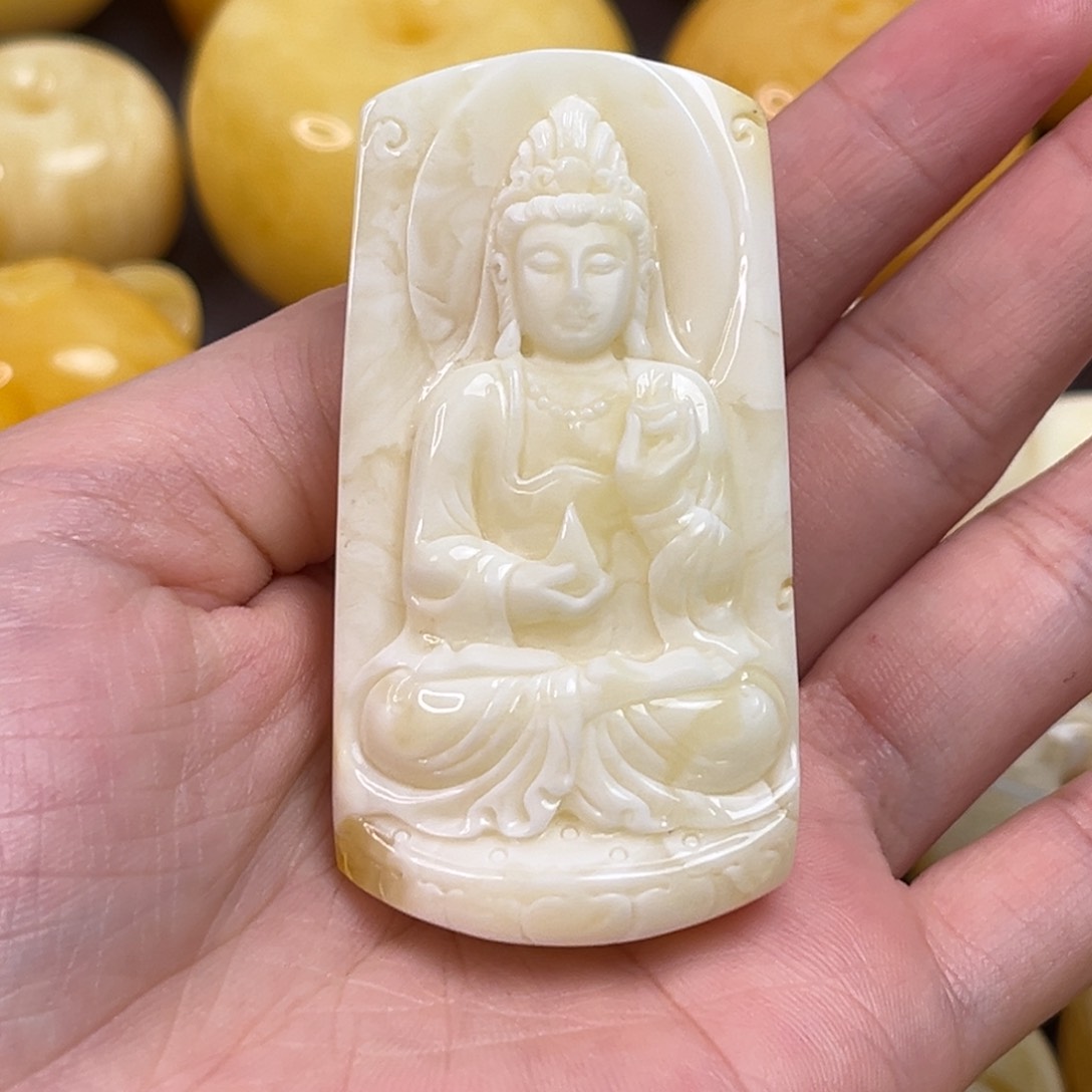 未镶嵌琥珀裸石观音