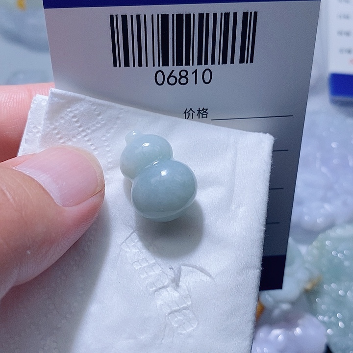 翡翠未镶嵌颈饰天光墟翡翠市场现金代购