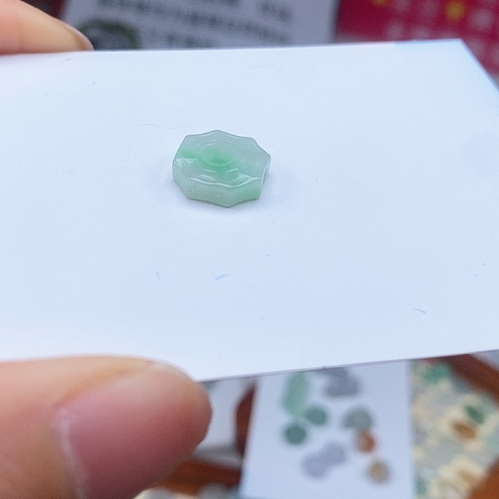 翡翠颈饰未镶嵌9899899999