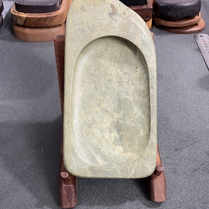 广东肇庆原石端砚