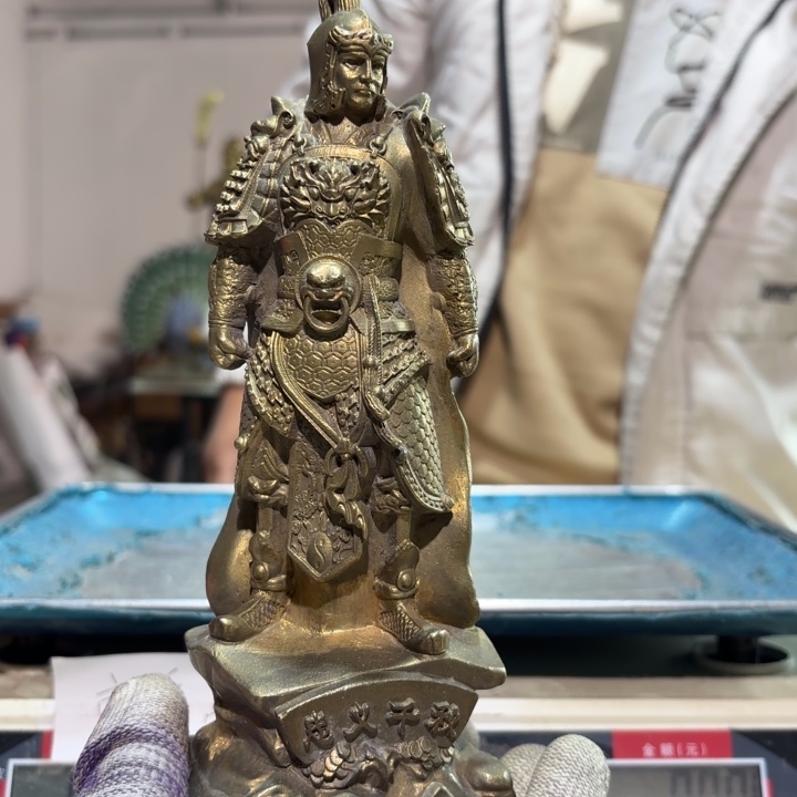 711 铜器物品理性消费