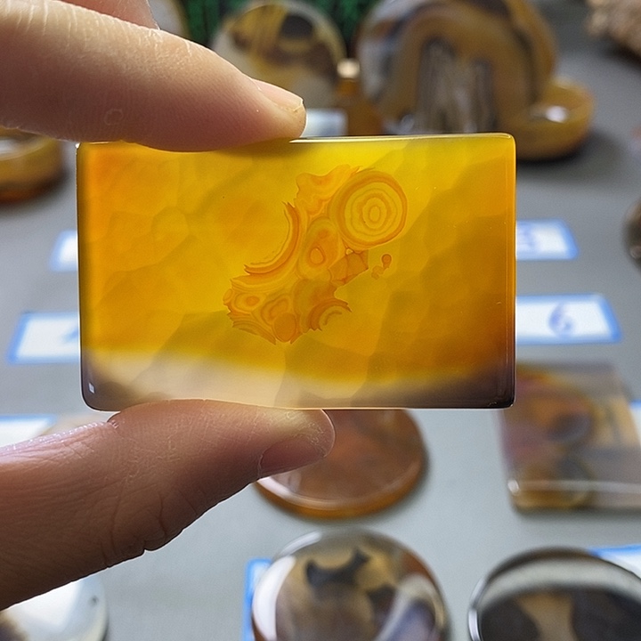 玛瑙/玉髓未镶嵌珠宝半成品25