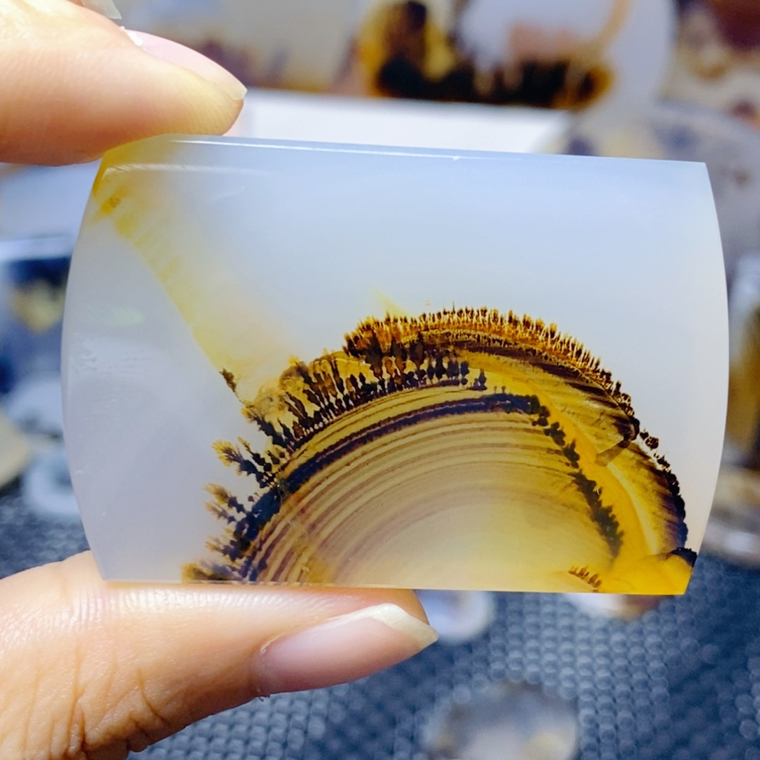 玛瑙/玉髓未镶嵌珠宝奇石