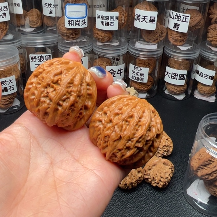 文玩核桃吊坠铁锤40