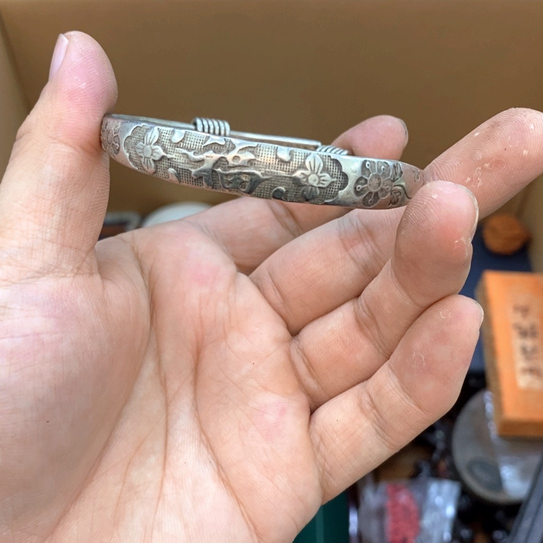 瓷片哈哈哈哈哈哈哈哈哈哈哈哈