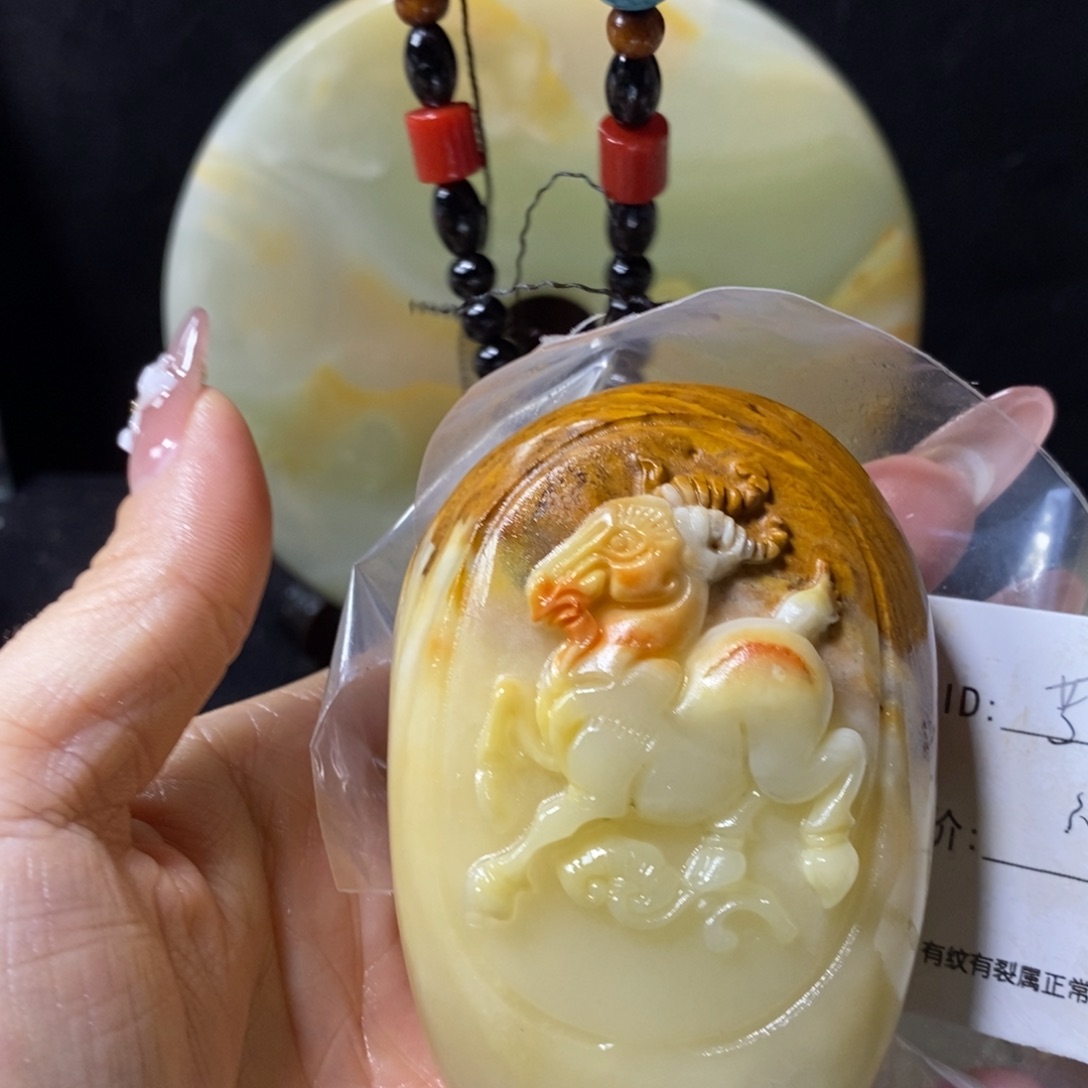 石材专***暖古青石手把件