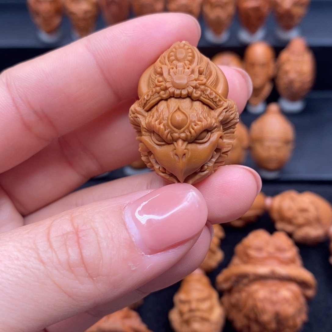 橄榄核手串/手链金翅大鹏