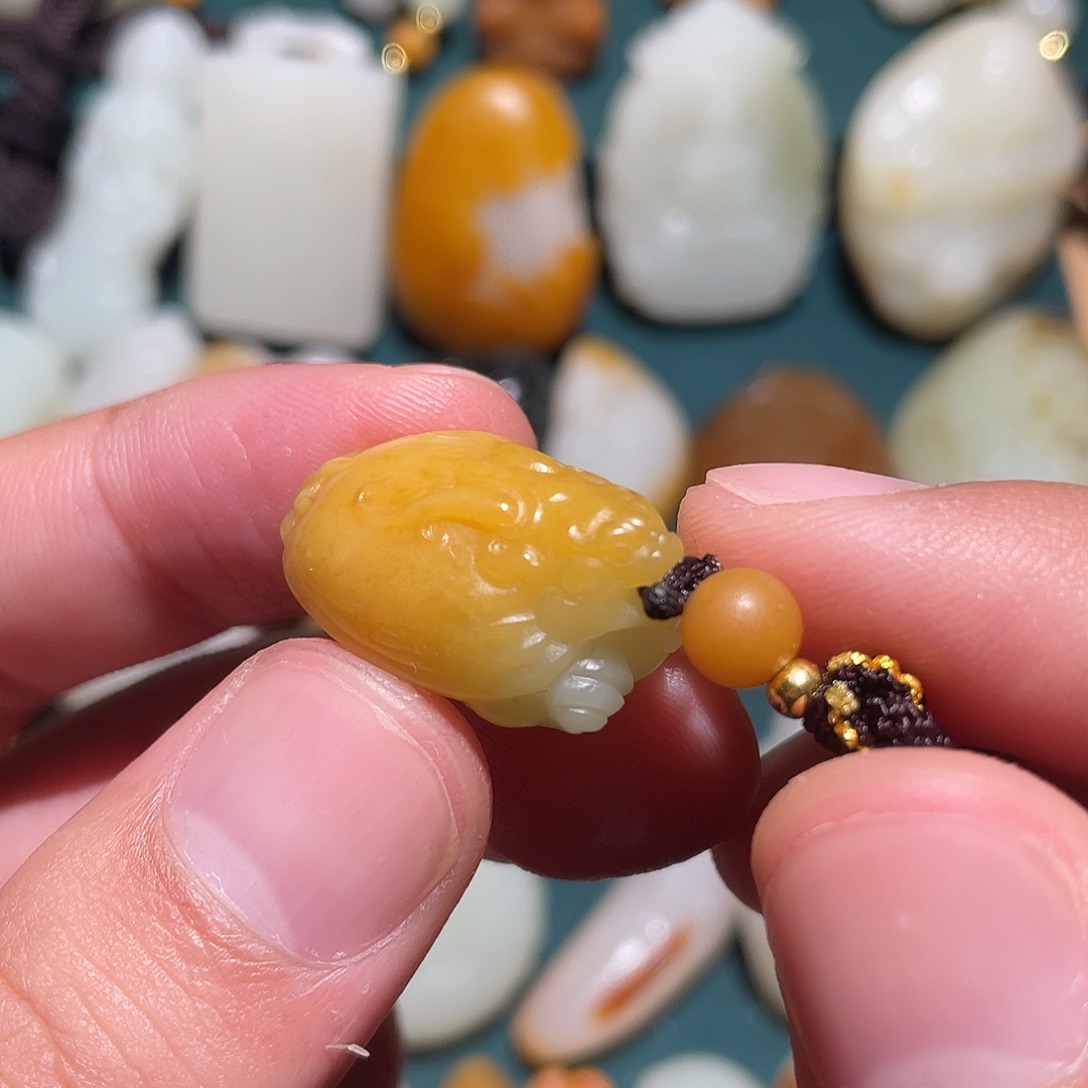 和田玉挂件未镶嵌