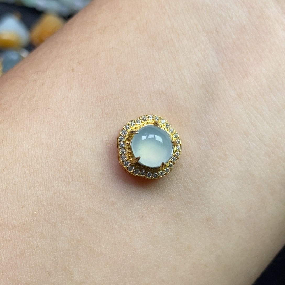 翡翠银S925镶嵌颈饰蛋面