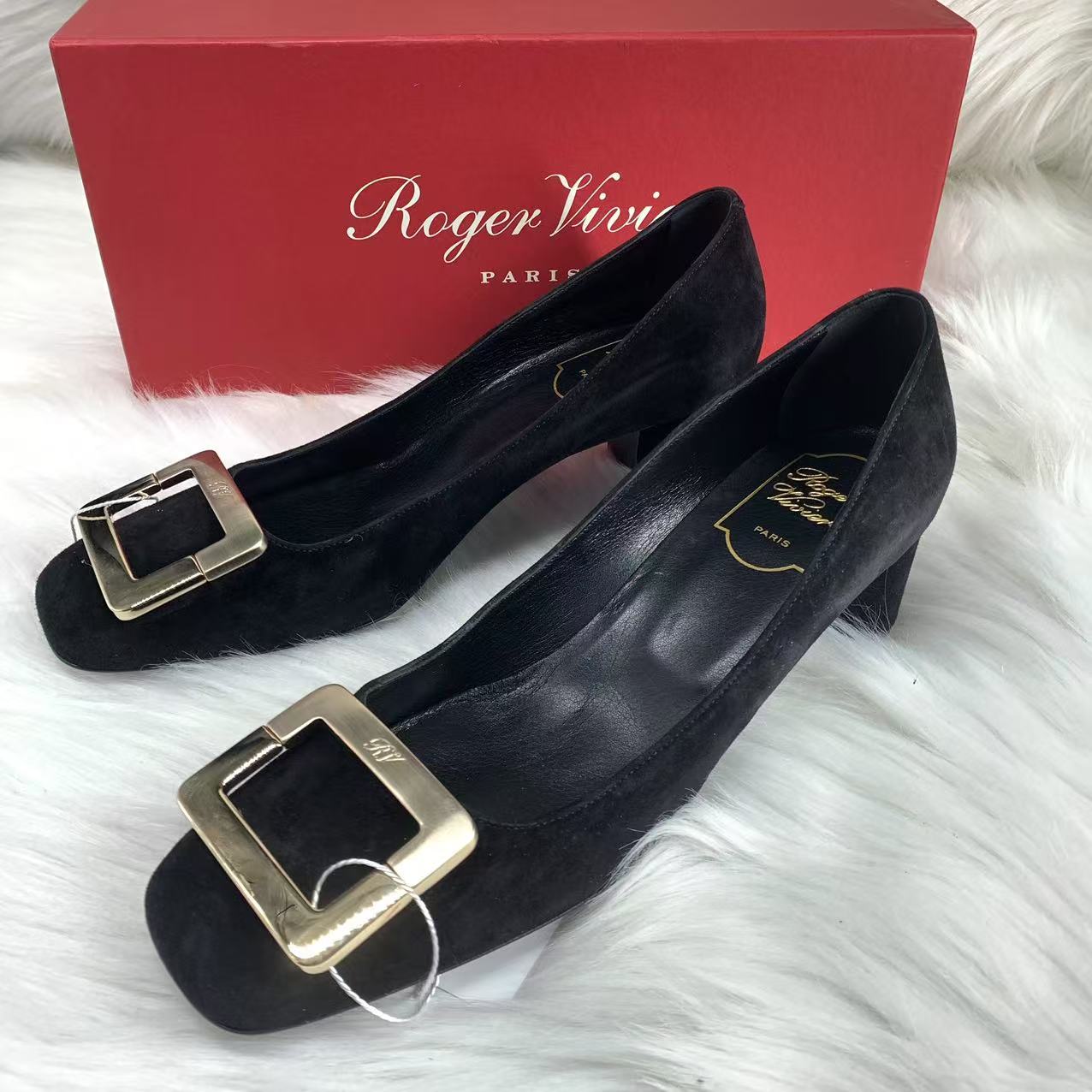 99新 Roger Vivier/罗杰·维威耶 38码/带盒/黑色粗跟方扣高xxs810