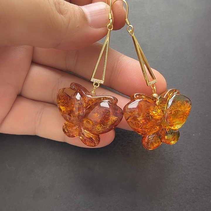 琥珀未镶嵌裸石耳坠