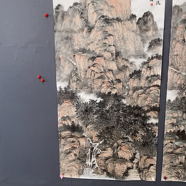 用***3国画70/140王玉花收回画芯