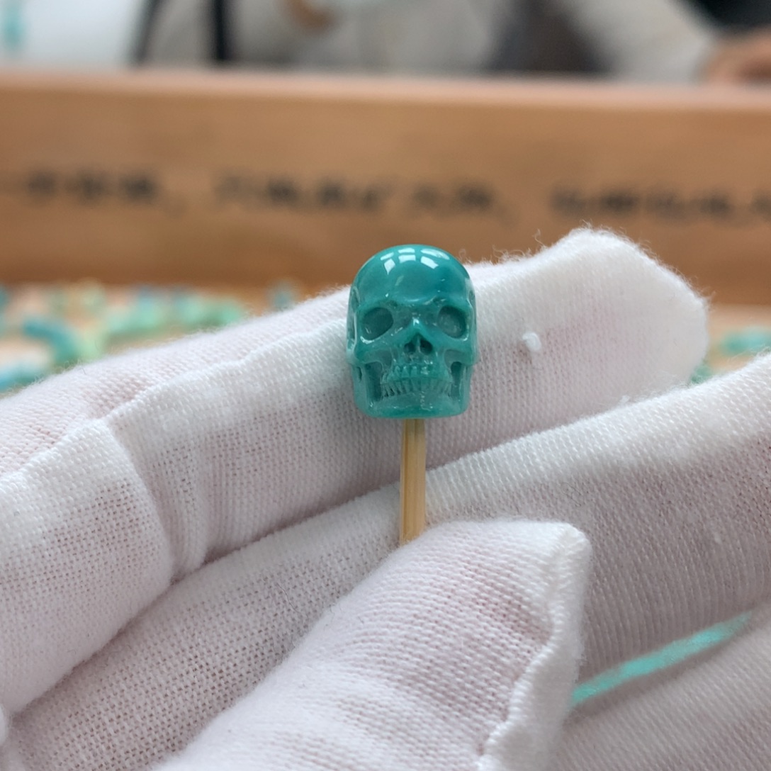 绿松石未镶嵌绿松石骷髅头