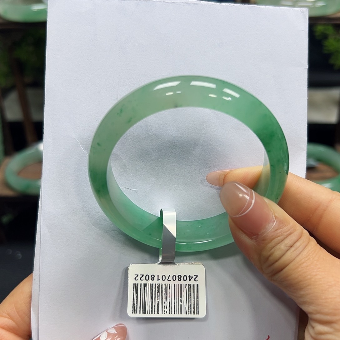 石英质玉手镯未镶嵌墨*淼淼