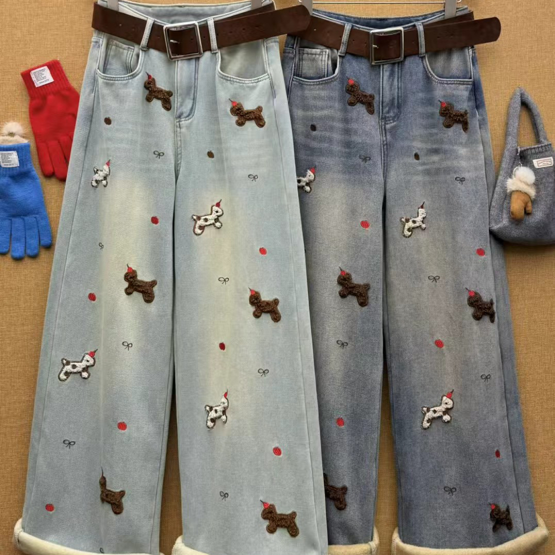 加绒小狗刺绣高腰阔腿牛仔裤