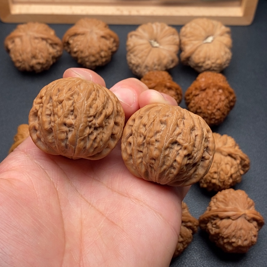 文玩核桃吊坠40➕铁锤