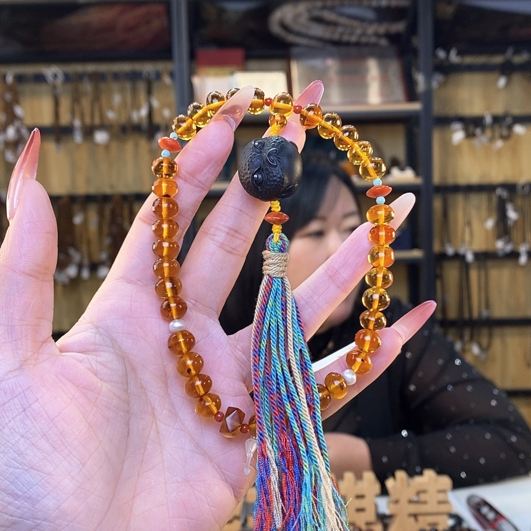 琥珀裸石未镶嵌抚顺琥珀金珀