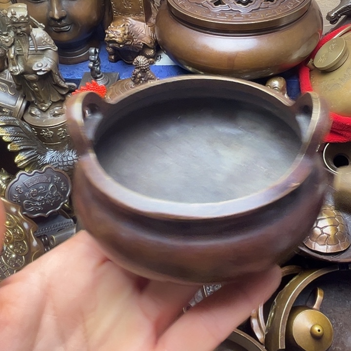 铜器摆件老王直播间